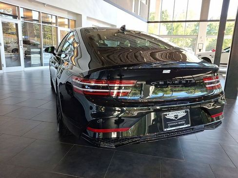 New 2026 Genesis G80 3.5T Prestige image 3
