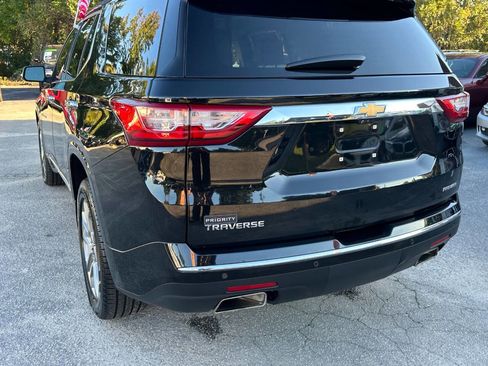 Used 2021 Chevrolet Traverse Premier image 37