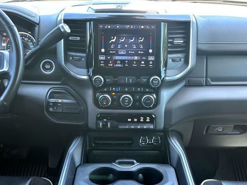 Used 2022 RAM 2500 Laramie AWD/4WD image 27
