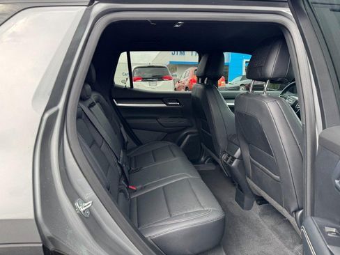 Used 2026 GMC Terrain Elevation w/ Elevation Premium Package FWD image 10