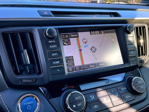 Used 2017 Toyota RAV4 Limited image 36