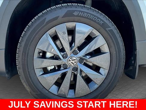Used 2022 Volkswagen Taos S w/ IQ Drive S Package AWD/4WD image 41