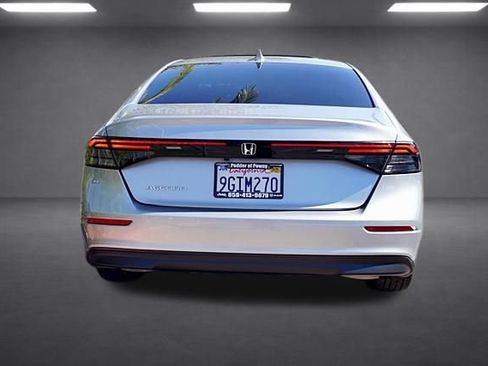 Used 2023 Honda Accord EX image 9