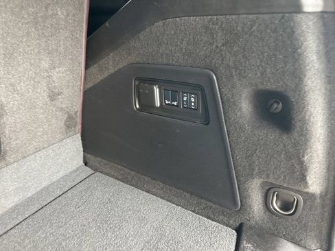 Used 2024 Cadillac Escalade V AWD/4WD image 52