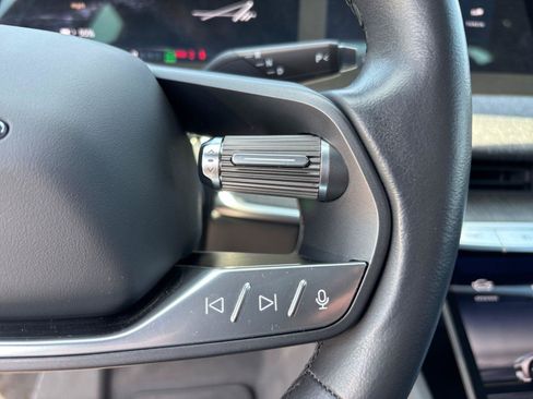 Used 2024 Lucid Air Pure RWD image 28
