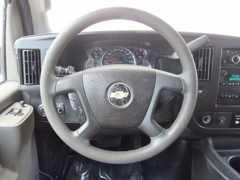 Used 2019 Chevrolet Express 3500 LT w/ LT Preferred Equipment Group image 25