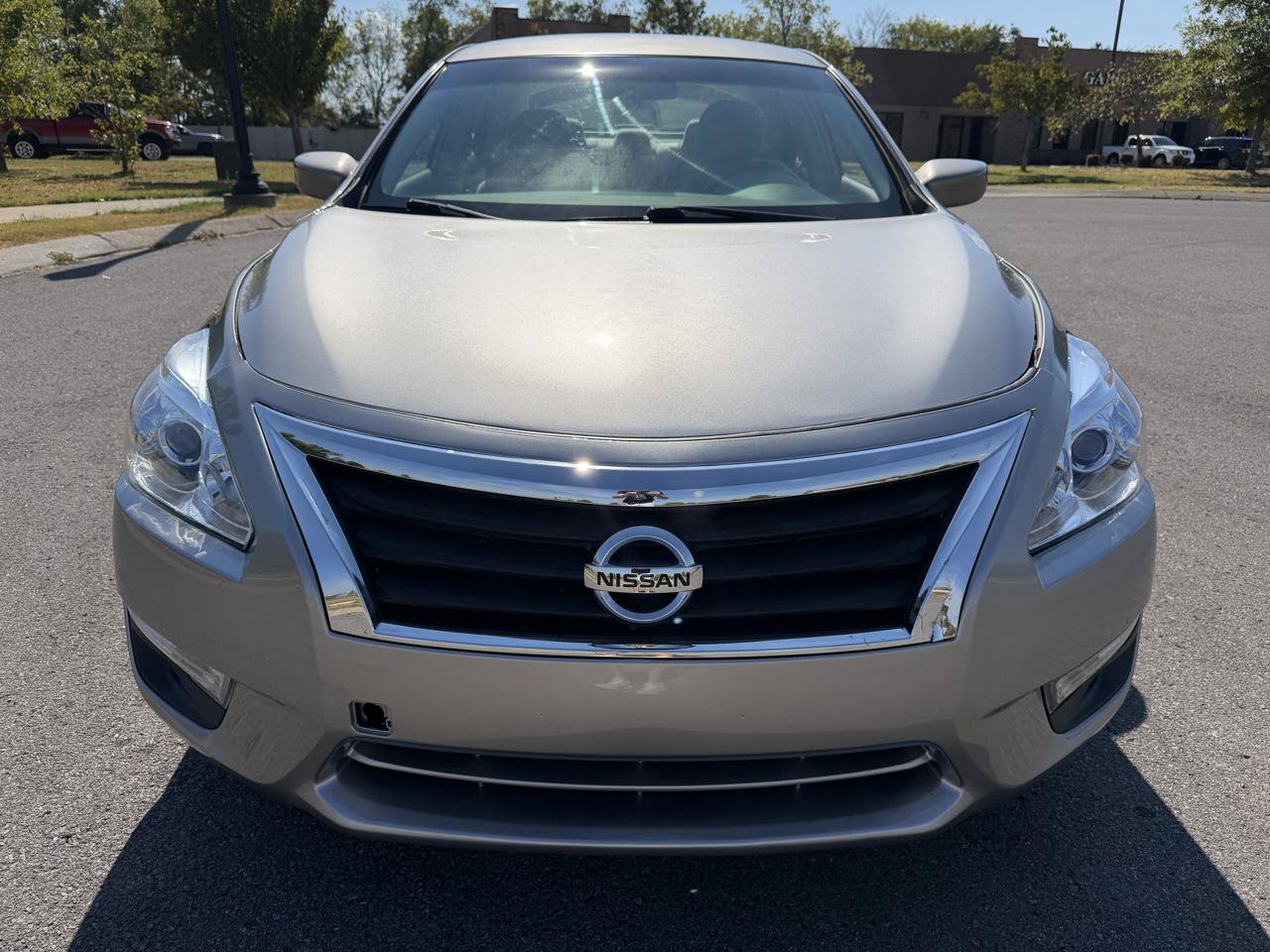Used 2013 Nissan Altima 2.5 S FWD image 2