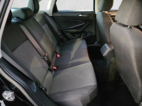 Used 2019 Volkswagen Jetta S image 18