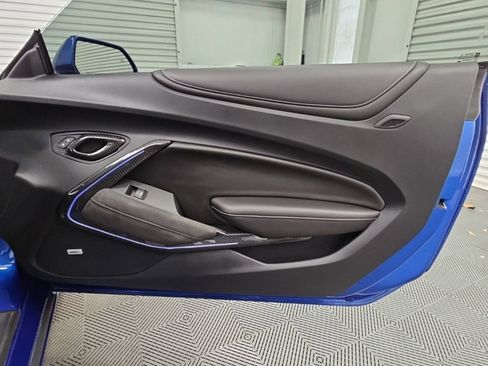 Used 2016 Chevrolet Camaro SS RWD image 43