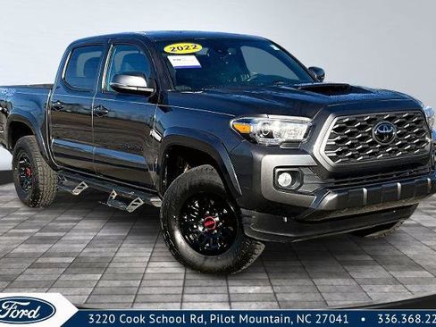 Used 2022 Toyota Tacoma TRD Sport w/ Technology Package AWD/4WD image 1