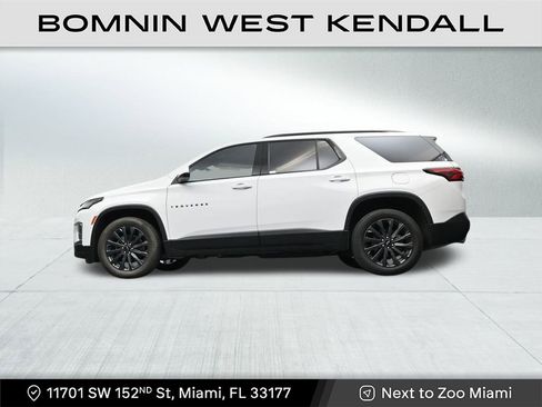 Used 2023 Chevrolet Traverse RS image 21