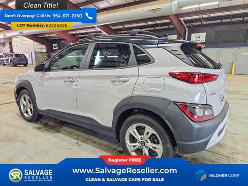Used 2022 Hyundai Kona SEL AWD/4WD image 3