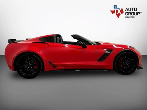 Used 2016 Chevrolet Corvette Z06 w/ 3LZ Preferred Equipment Group RWD image 8
