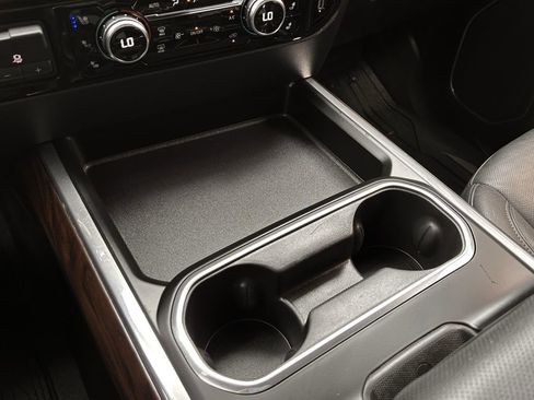 Used 2025 GMC Sierra 2500 SLT AWD/4WD image 23