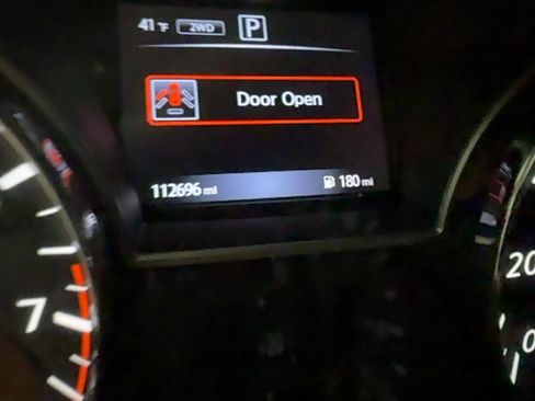 Used 2016 Nissan Pathfinder SV w/ Trailer Tow Package image 18