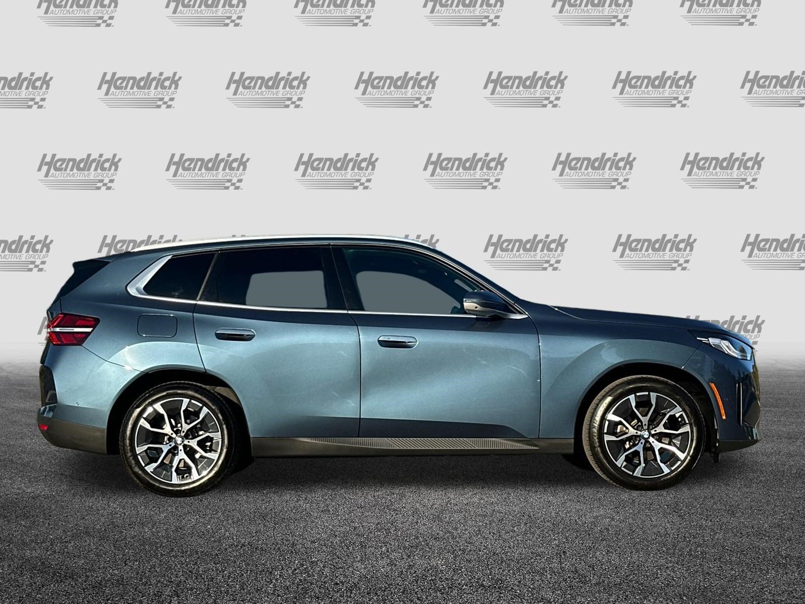 Used 2026 BMW X3 xDrive30i w/ Premium Package AWD/4WD image 3