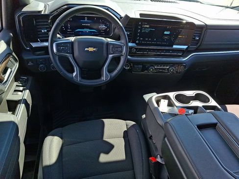 Used 2026 Chevrolet Silverado 1500 LT AWD/4WD image 11