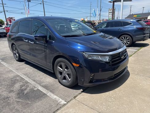 Used 2021 Honda Odyssey EX image 3