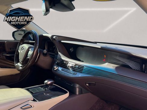 Used 2018 Lexus LS 500 AWD w/ Interior Upgrade Package image 33