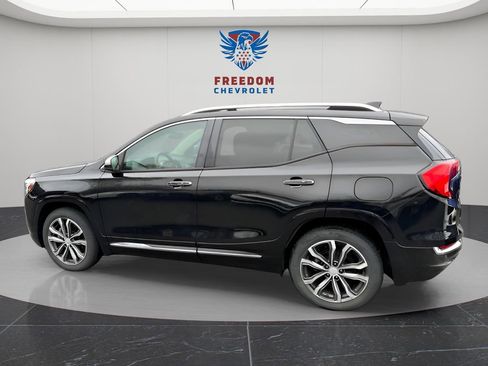 Used 2018 GMC Terrain Denali w/ Advanced Safety Package image 3