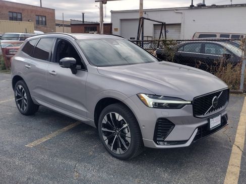 New 2026 Volvo XC60 B5 Plus w/ Protection Package Premier image 3