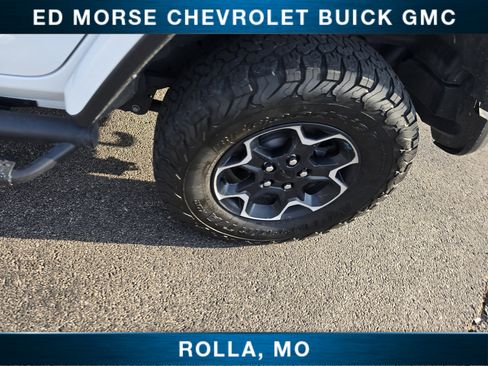 Used 2022 Jeep Wrangler Unlimited Rubicon 4xe w/ Cold Weather Group image 10