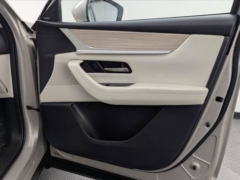 Used 2024 MAZDA CX-90 Plug-In Hybrid w/ Premium Plus image 22