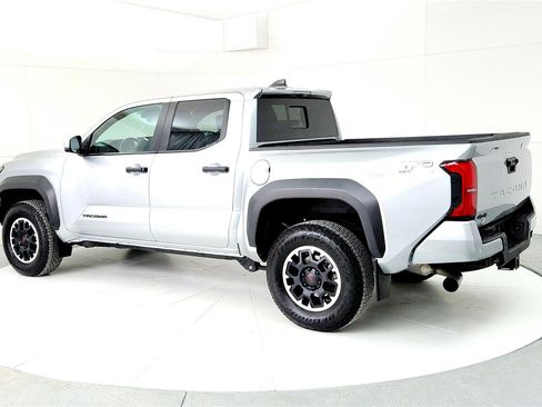 Certified 2024 Toyota Tacoma TRD Off-Road w/ TRD Off Road Upgrade Package image 4