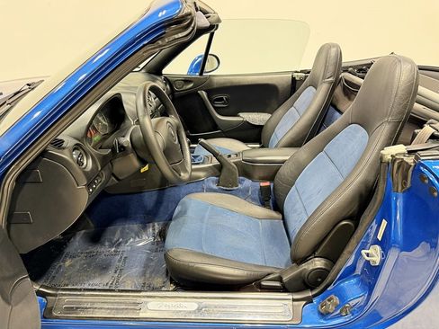 Used 1999 MAZDA MX-5 Miata Touring image 26