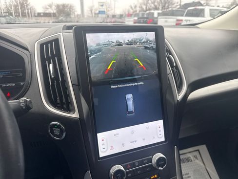 Used 2024 Ford Edge SEL w/ Convenience Package image 40