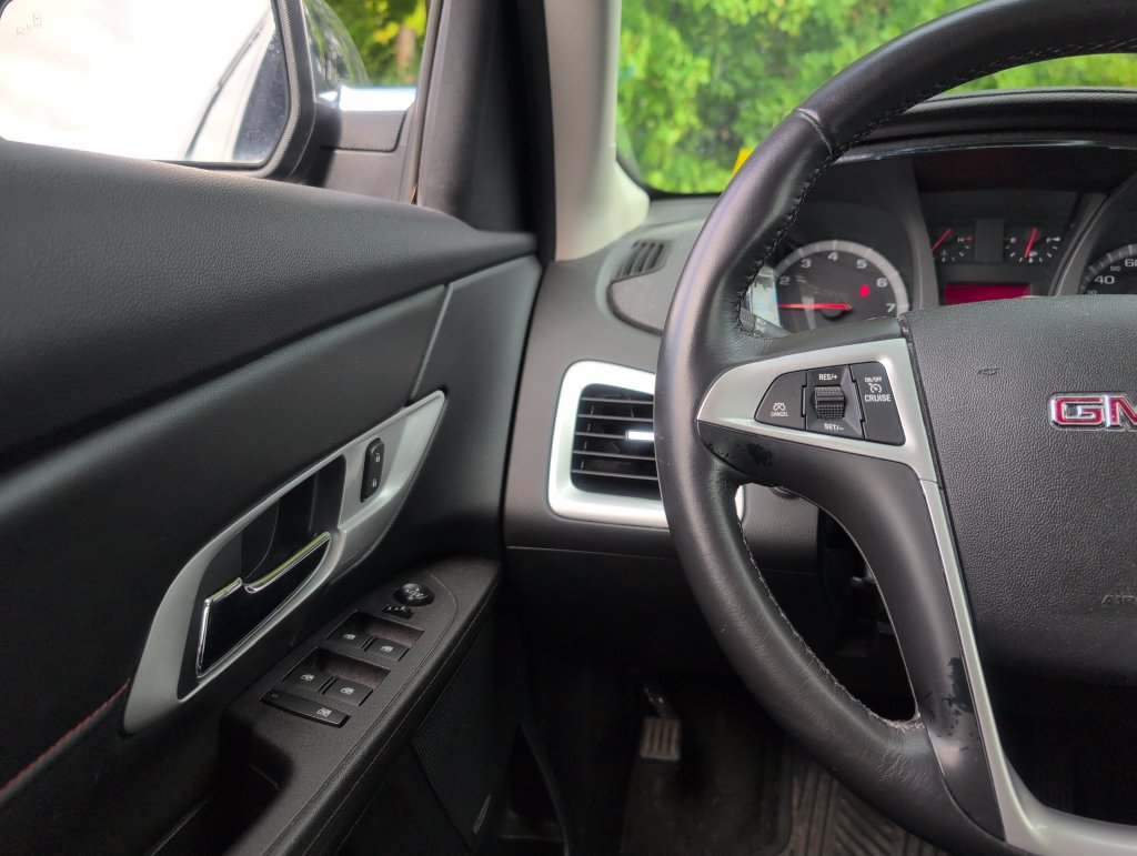 Used 2017 GMC Terrain SLT w/ Open Road Package AWD/4WD image 18