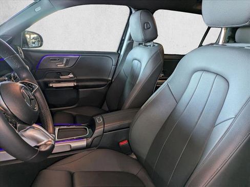 Certified 2025 Mercedes-Benz GLB 250 image 16