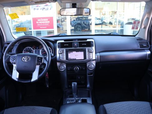 Used 2014 Toyota 4Runner SR5 image 16