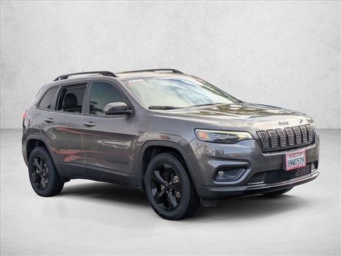 Certified 2020 Jeep Cherokee Altitude image 3