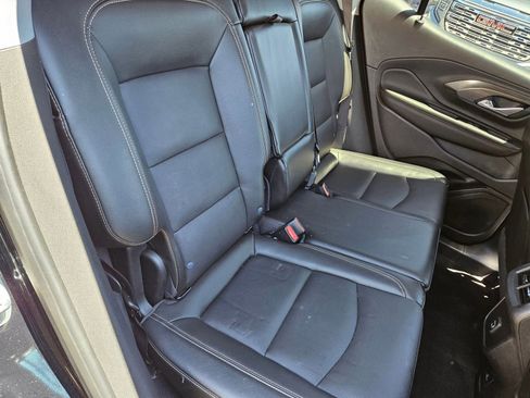 Used 2021 GMC Terrain SLT w/ Infotainment Package II FWD image 29