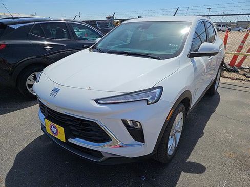 Certified 2024 Buick Encore GX Preferred image 1