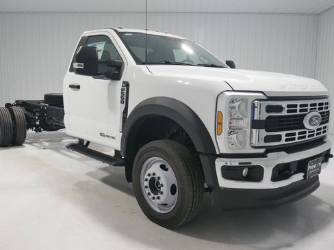 New 2024 Ford F550 4x4 Regular Cab Super Duty w/ XLT Value Package image 11
