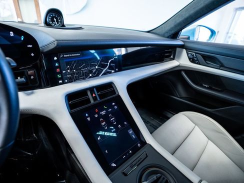 Used 2021 Porsche Taycan Turbo w/ Performance Package image 39