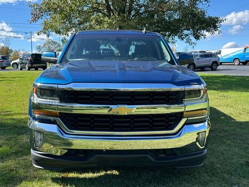 Used 2018 Chevrolet Silverado 1500 LT w/ All Star Edition AWD/4WD image 2