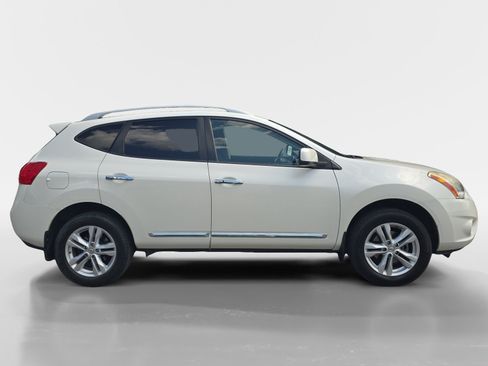 Used 2012 Nissan Rogue SV w/ Premium Pkg AWD/4WD image 7