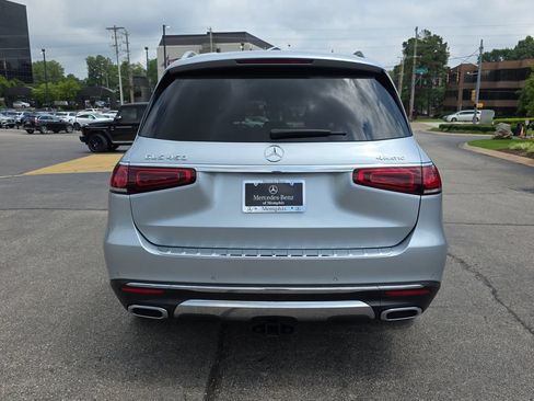 Certified 2022 Mercedes-Benz GLS 450 4MATIC image 4