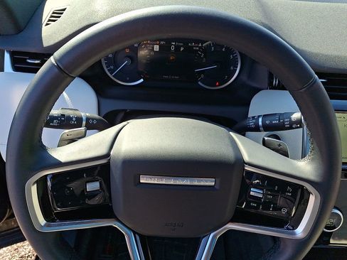 Used 2023 Land Rover Discovery Sport SE R-Dynamic image 21