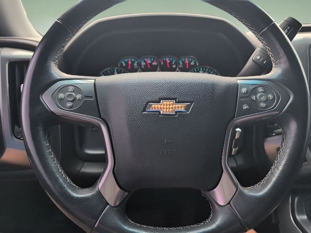 Used 2018 Chevrolet Silverado 1500 LTZ AWD/4WD image 11
