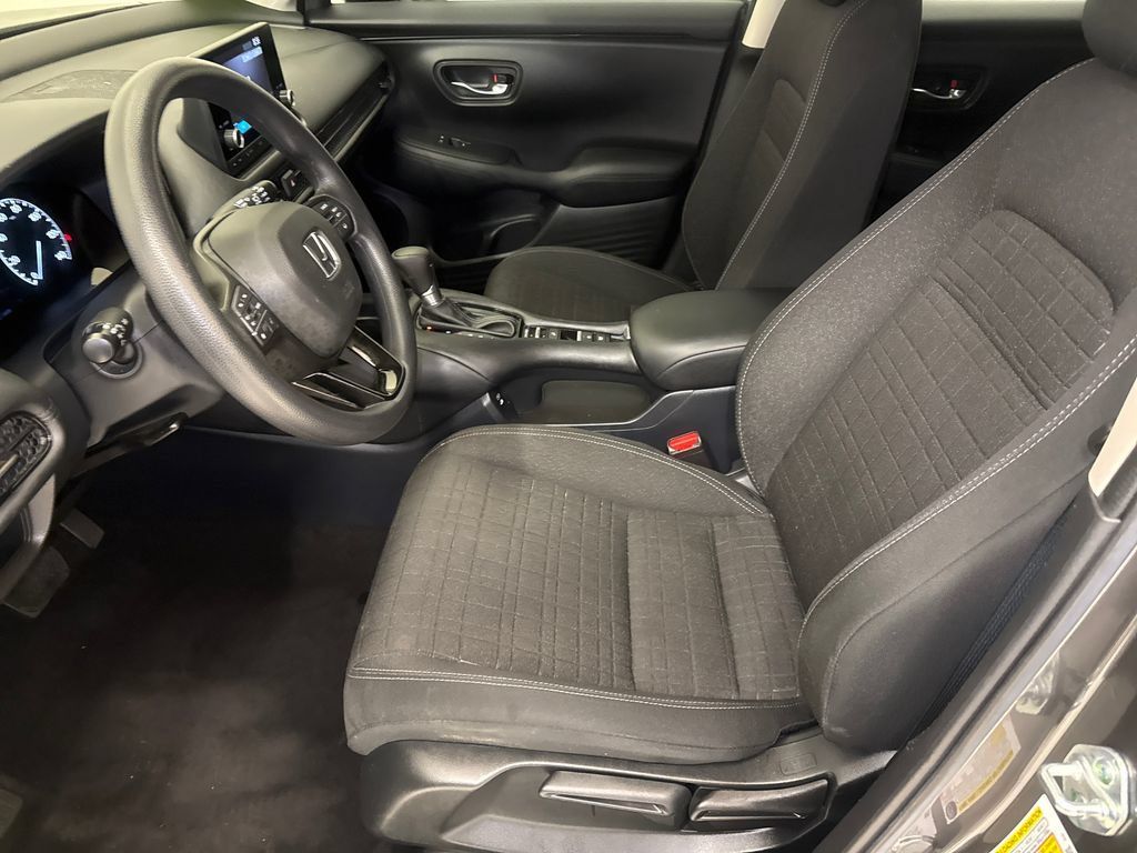 Used 2024 Honda HR-V LX image 17