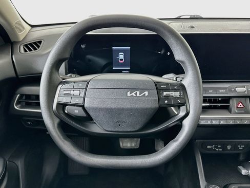 Used 2025 Kia K4 FWD image 18
