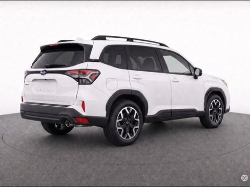 Certified 2025 Subaru Forester Wilderness AWD/4WD image 5