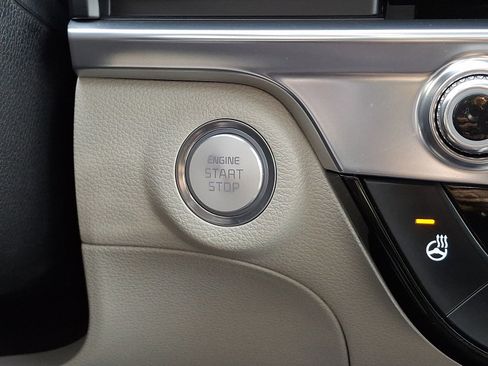 Used 2024 Kia Telluride SX w/ Towing Package image 24