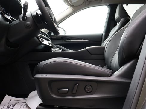 Used 2025 INFINITI QX60 Sensory w/ Cargo Package AWD/4WD image 40