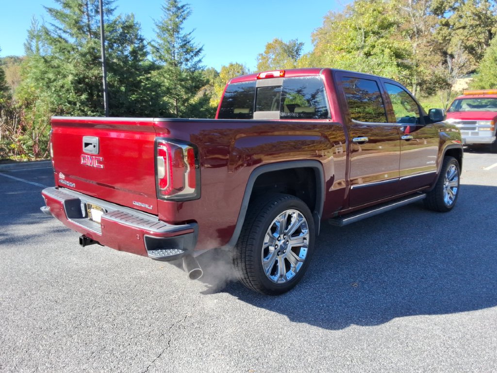 Certified 2017 GMC Sierra 1500 Denali w/ Denali Ultimate Package AWD/4WD image 5