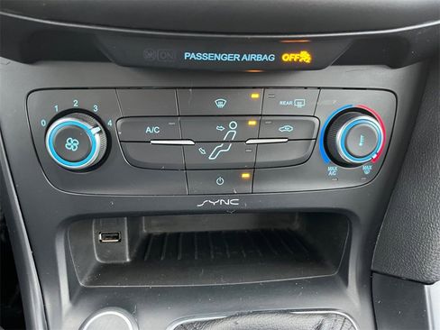 Used 2017 Ford Focus ST image 13